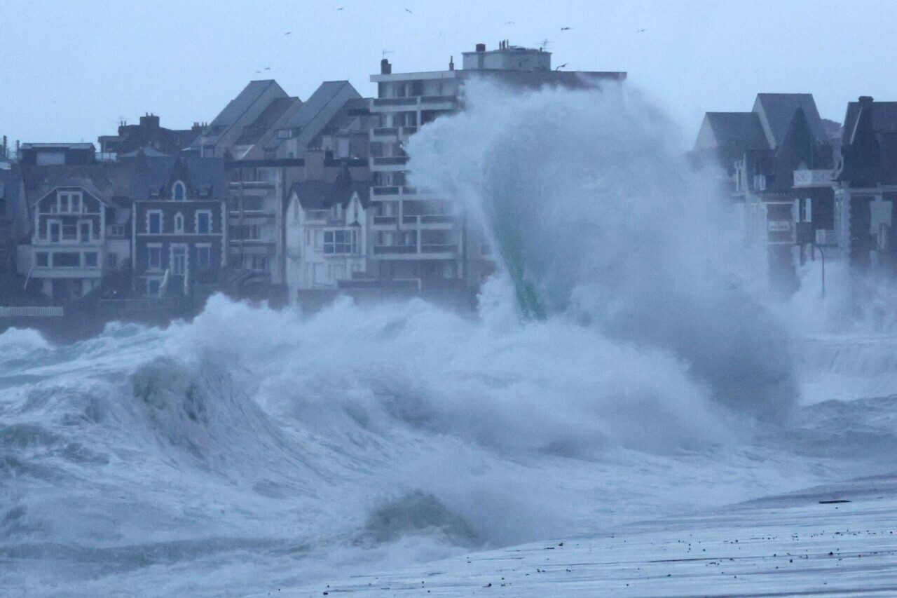 « Ça va cogner dur » à Saint-Malo pendant les grandes marées