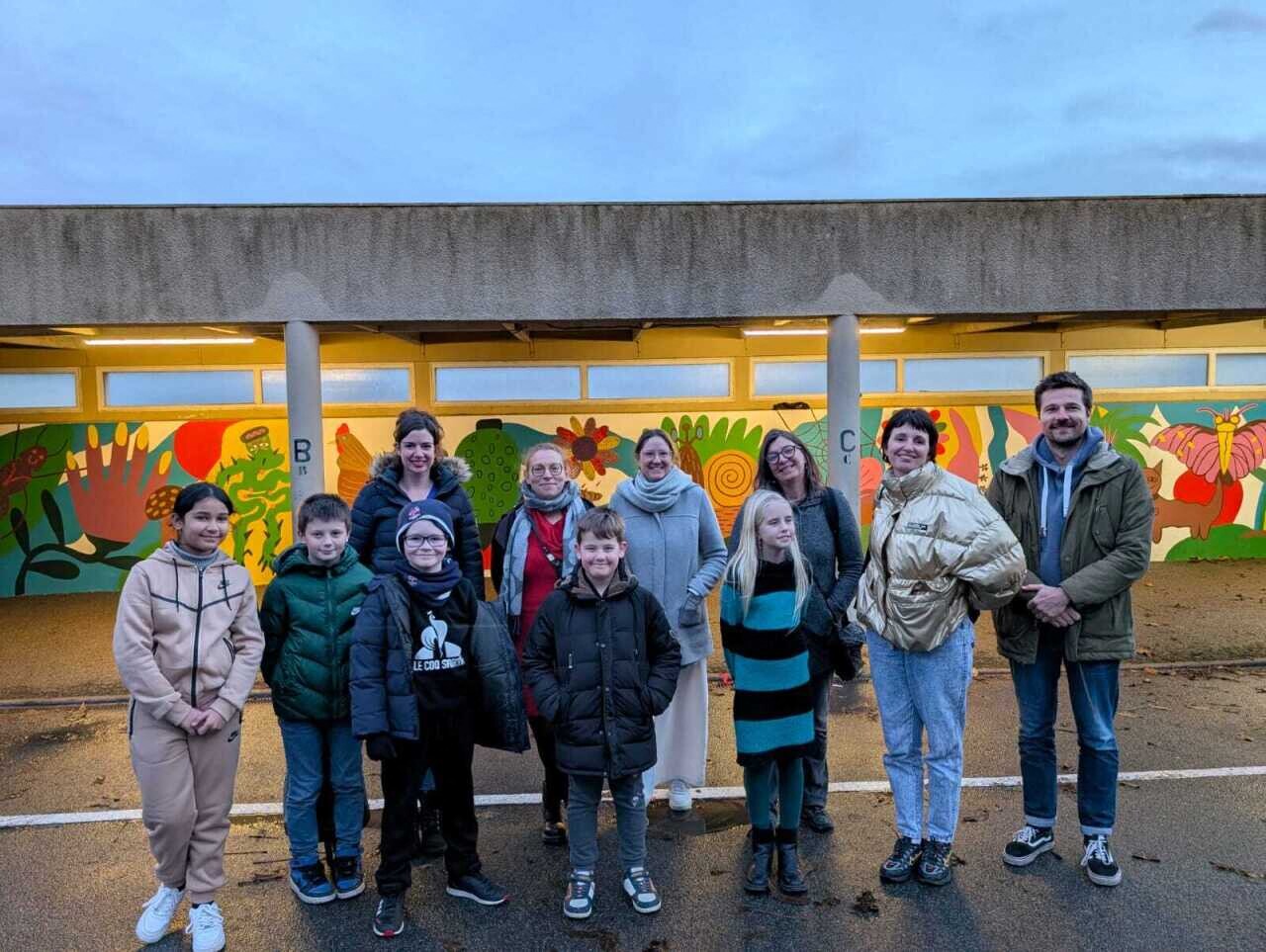 une fresque inspirée d'Odorico réalisée dans une école