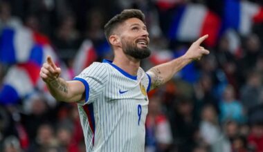 “Il a frisé !” : Olivier Giroud victime d’un incident technique qui fait beaucoup rire Santa et Nagui