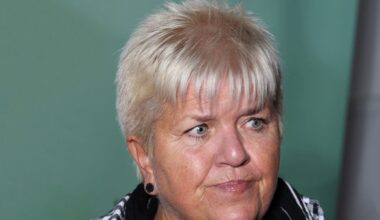 Mimie Mathy opérée et en difficulté pour marcher : TF1 prend une ...