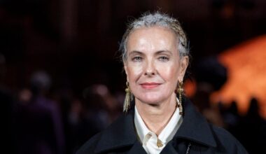 Samuel Paty : "Un coup de...", Carole Bouquet s'évanouit lors d'une scène effroyable