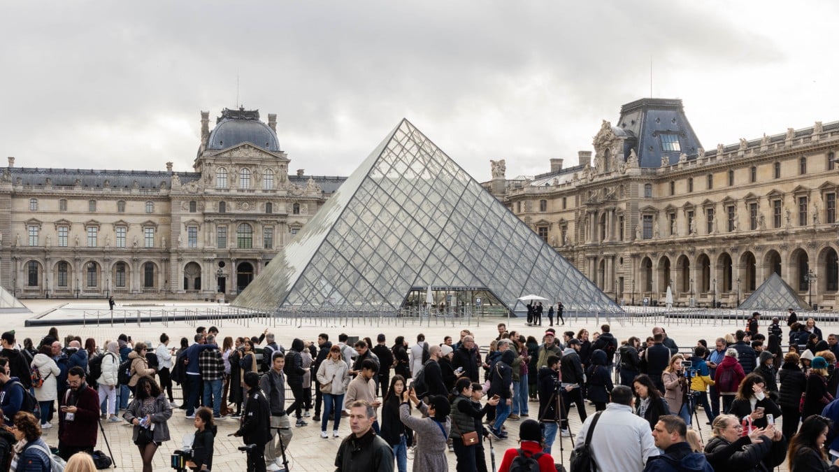 Braquage du Louvre : "À 30 secondes près", l'annonce choc
