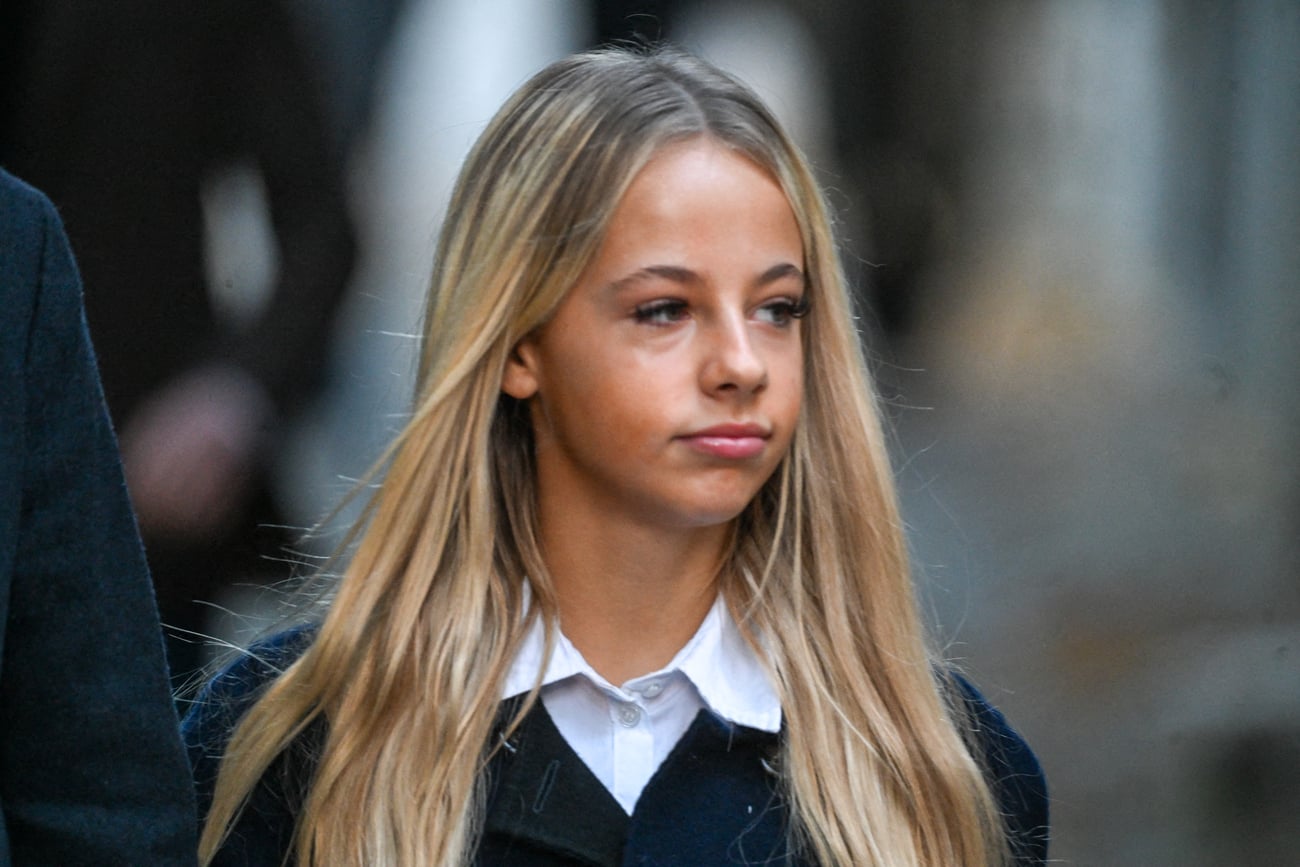 Giula Sarkozy : “Un prisonié”, cette belle attention à son père Nicolas… qui lui attire les foudres des amateurs d’orthographe