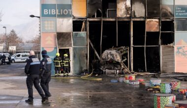 Grenoble. Bibliothèque incendiée par une voiture-bélier : un nouveau lieu aménagé