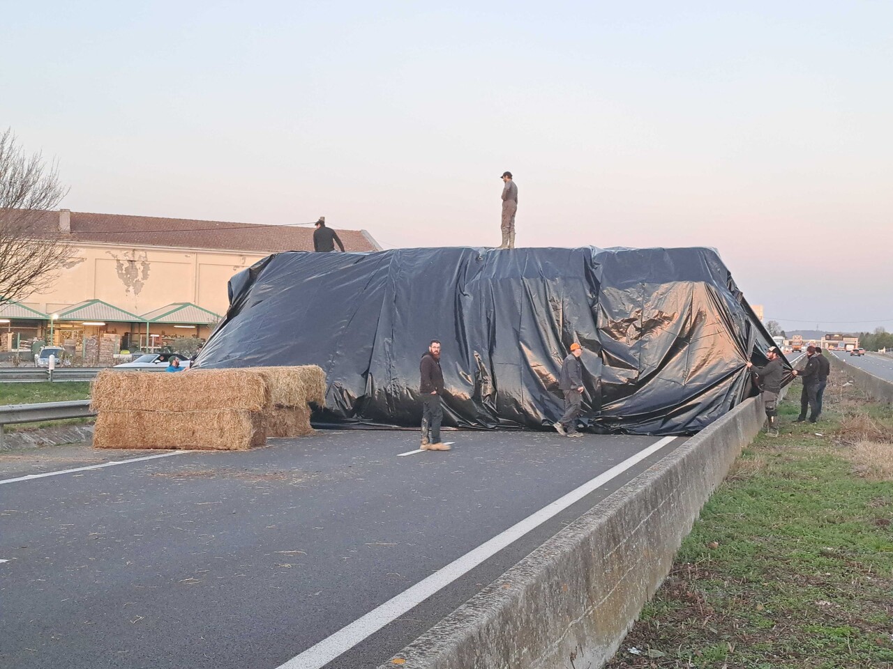 de nombreux blocages autour de Toulouse, la situation ce jeudi