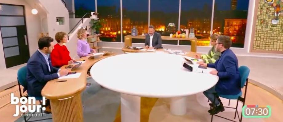 La Matinale de TF1 recrute cinq nouveaux chroniqueurs pour prolonger son antenne jusqu’à 11 heures, parmi lesquels deux anciennes figures, très connues, de la chaîne et une chanteuse