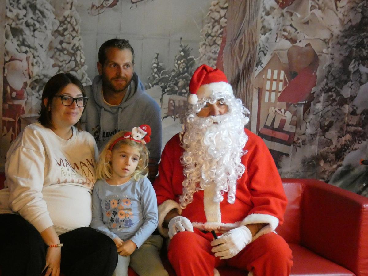 50 exposants ont animé le marché de Noël