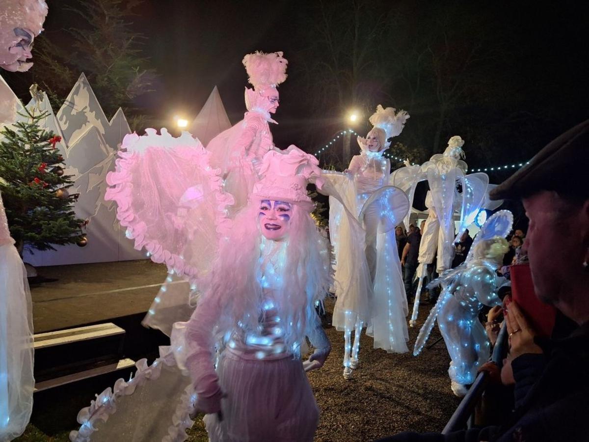 un marché de Noël féerique et familial au parc de l’Ermitage