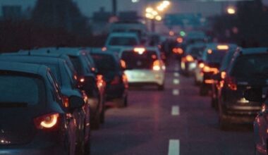 Nice. Un bouchon géant se forme sur l'autoroute A8, les pompiers sont sur place
