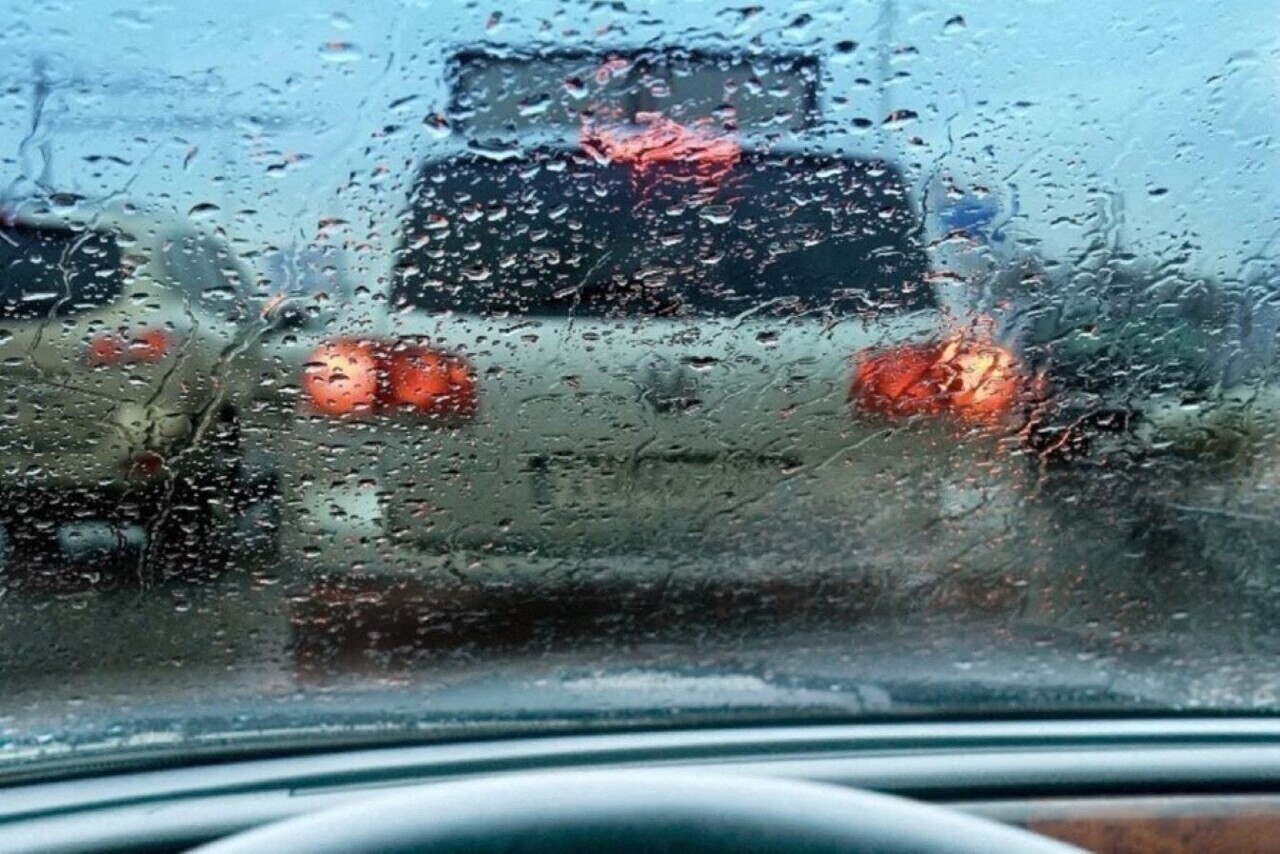 Pluie, accidents... La circulation très difficile sur les routes de Paris et d'Île-de-France