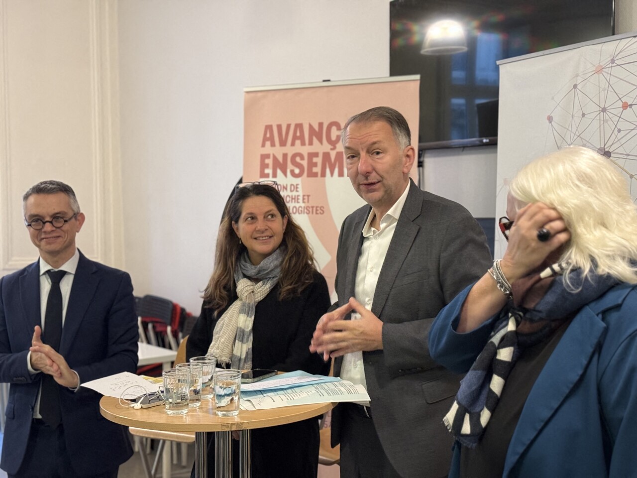 Bruno Bernard menacé par le duo Sarselli/ Aulas, le RN progresse