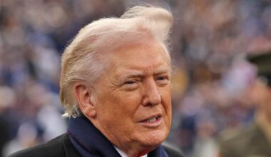 Donald Trump promet un arc de triomphe à Washington qui «surpassera largement» celui de Paris