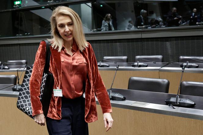 La présidente de Radio France, Sibyle Veil, à son une audition devant la commission d’enquête parlementaire sur l’audiovisuel public, à Paris, le 17 décembre 2025.