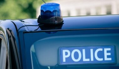 un équipage de police visé par des tirs de mortier en plein centre-ville