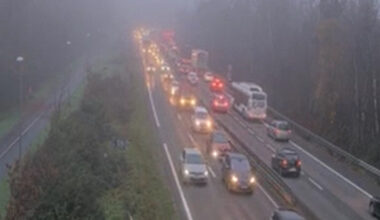 50 km de bouchons, le trafic au ralenti avec le brouillard