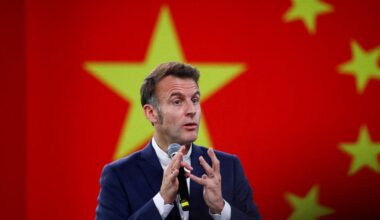 Emmanuel Macron exhorte à maintenir «l’effort de guerre» et à résister «l’esprit de division»