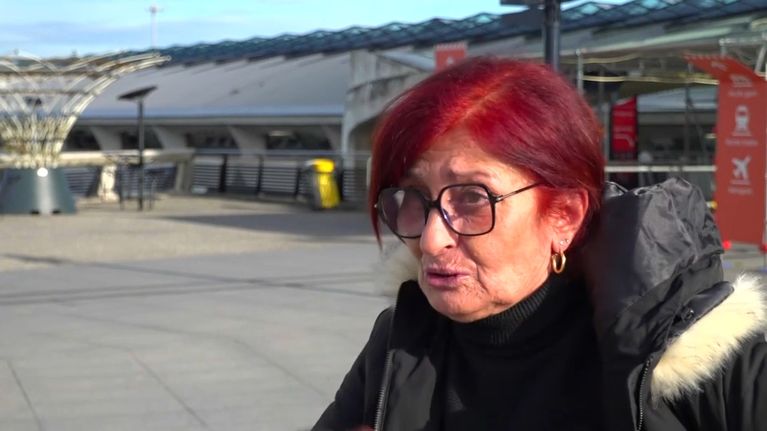 Fatiguée et en état de stress, Joëlle Montrichard n'a pas souhaité reprendre l'avion à Lyon. - TF1