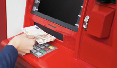 Plusieurs jeunes passants piégés par une incroyable arnaque au faux virement à Montpellier