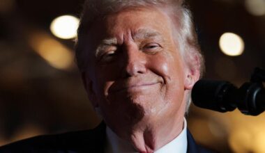 Face à la grogne des Américains, Donald Trump affirme que les prix baissent «énormément» grâce à lui