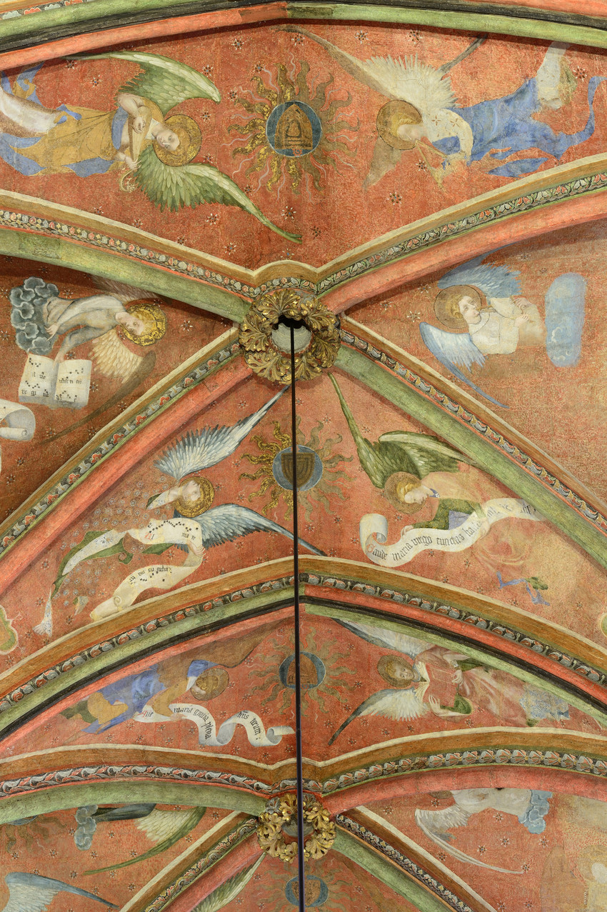 Rosace nord de la cathédrale de Sens, <i>Concert céleste</i<, vitrail, 1516. © Hemis.fr