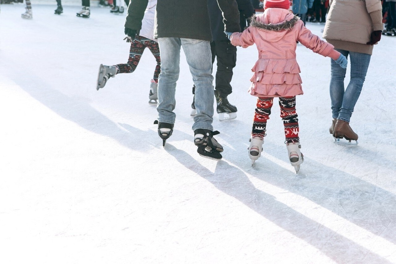 Une des plus belles patinoires de Noël de la métropole de Lille ouvre ses portes ce samedi