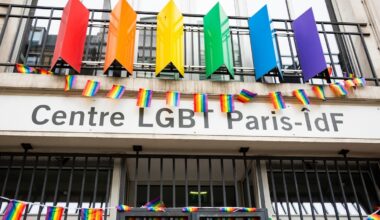 Le premier Centre d’archives LGBTQIA+ de France ouvre à Paris