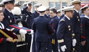 À Marseille, 17 marins-pompiers et le drapeau du Bataillon honorés