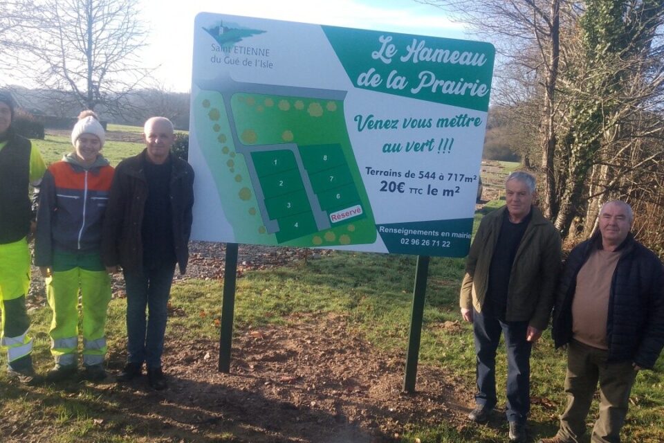 Le lotissement de la Prairie offre 8 lots accessible à la vente au prix de 20 € le m2