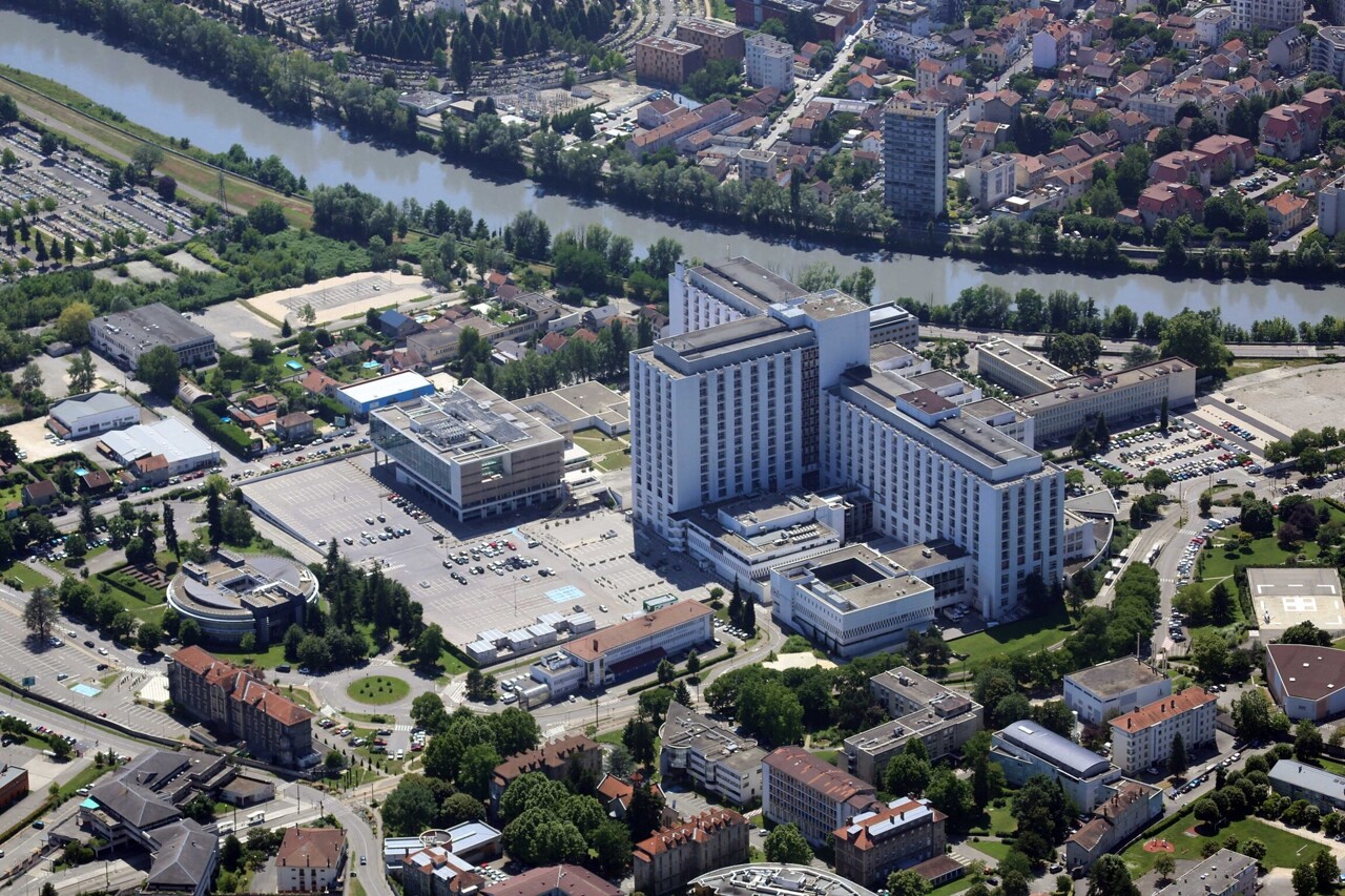 voici où se situent les hôpitaux et cliniques de Grenoble