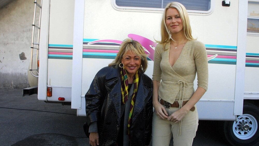 Le 6 décembre 2001, Claudia Schiffer tournait une pub dans le Port de Marseille