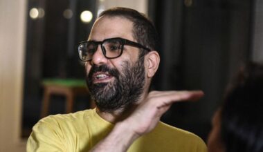 le militant des droits humains Alaa Abdel Fattah s'excuse pour d'anciens tweets qui appelaient à la violence