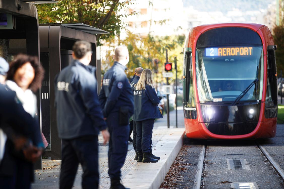 la Métropole Nice Côte d’Azur récompensée pour son offre de tramways et de bus