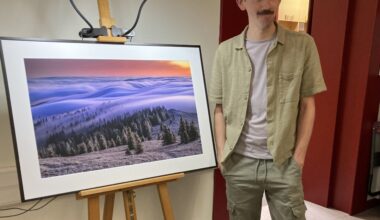 Après une campagne de financement, ce jeune photographe du Haut-Jura dévoile son premier livre autoédité