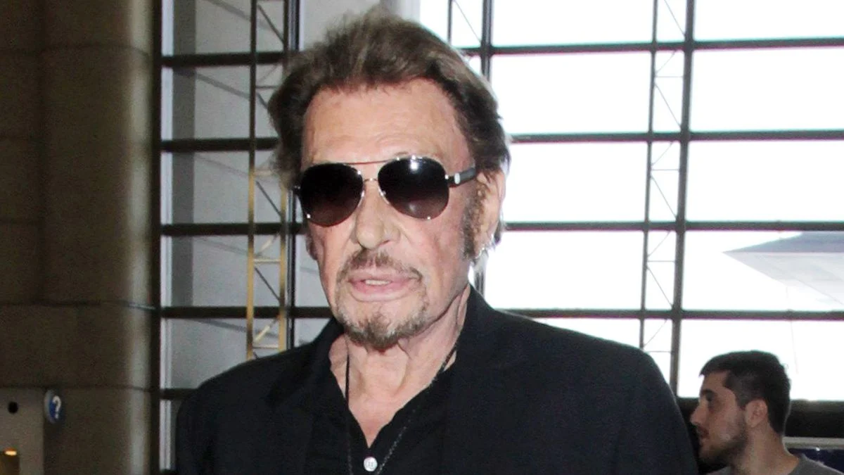 Des années après leur duo, Jenifer dévoile le vrai visage de Johnny Hallyday : “J’avais peur qu’il…”