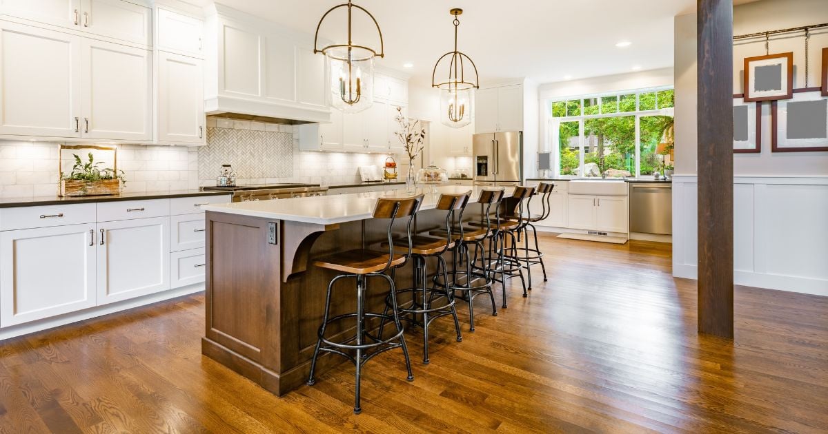 Pourquoi les armoires blanches disparaissent des cuisines en 2026