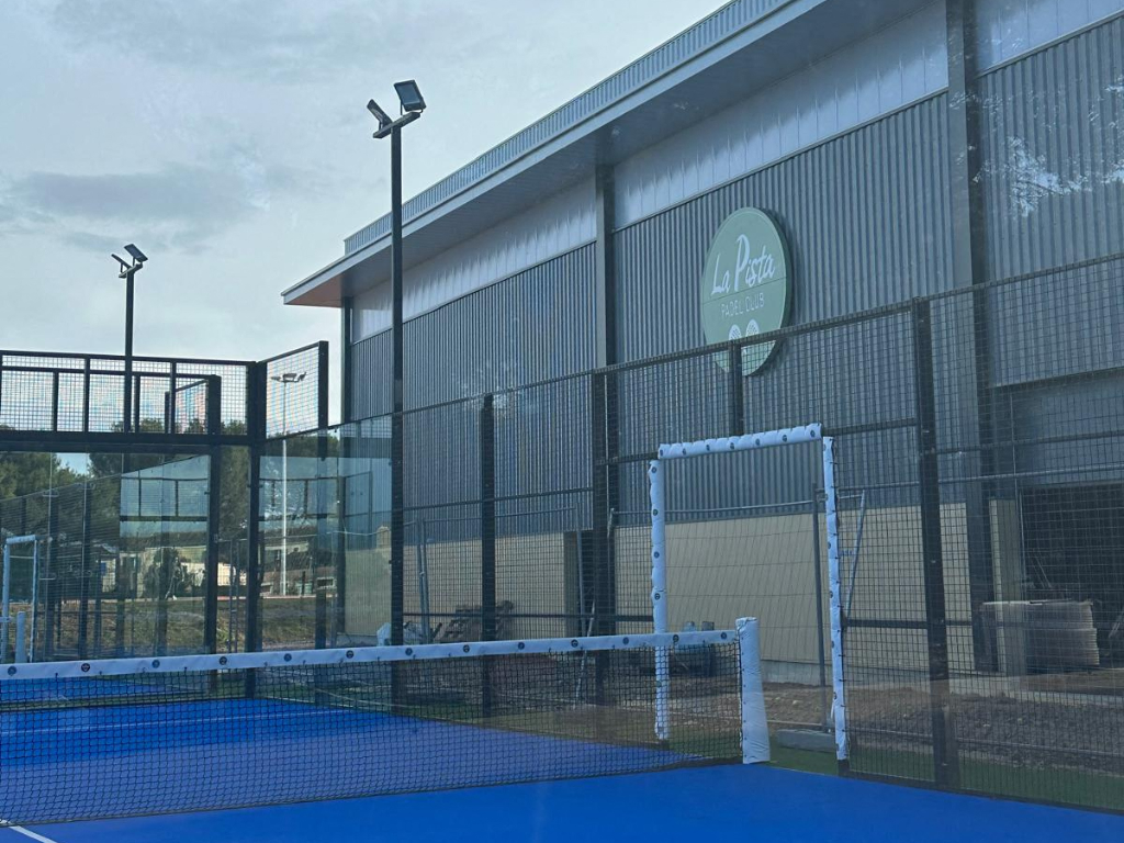 Un gigantesque complexe de sports débarque près de Marseille, des promotions pour l'ouverture