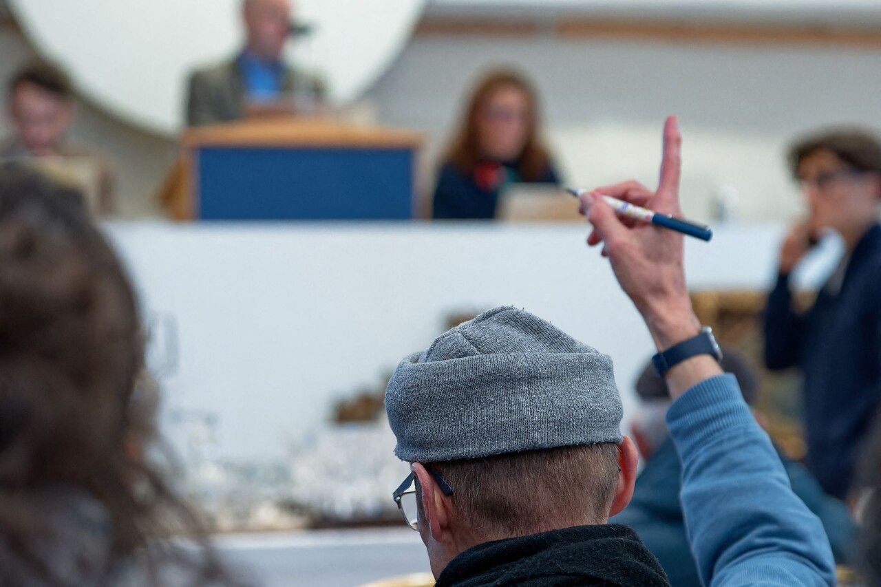 plus de 600 objets venus d'un manoir et d'une maison à remporter