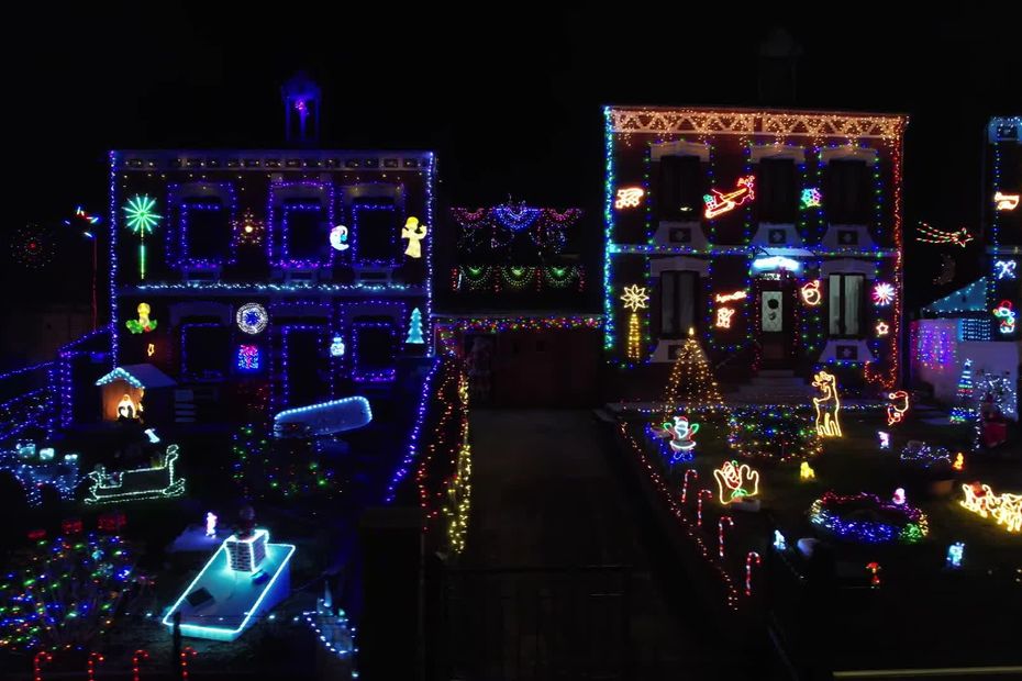 depuis 25 ans, ils décorent leur quartier pour Noël