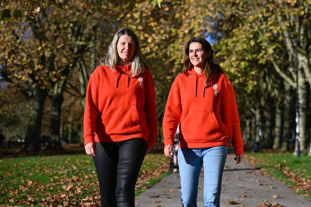 deux amies se lancent le défi pour encourager à bouger