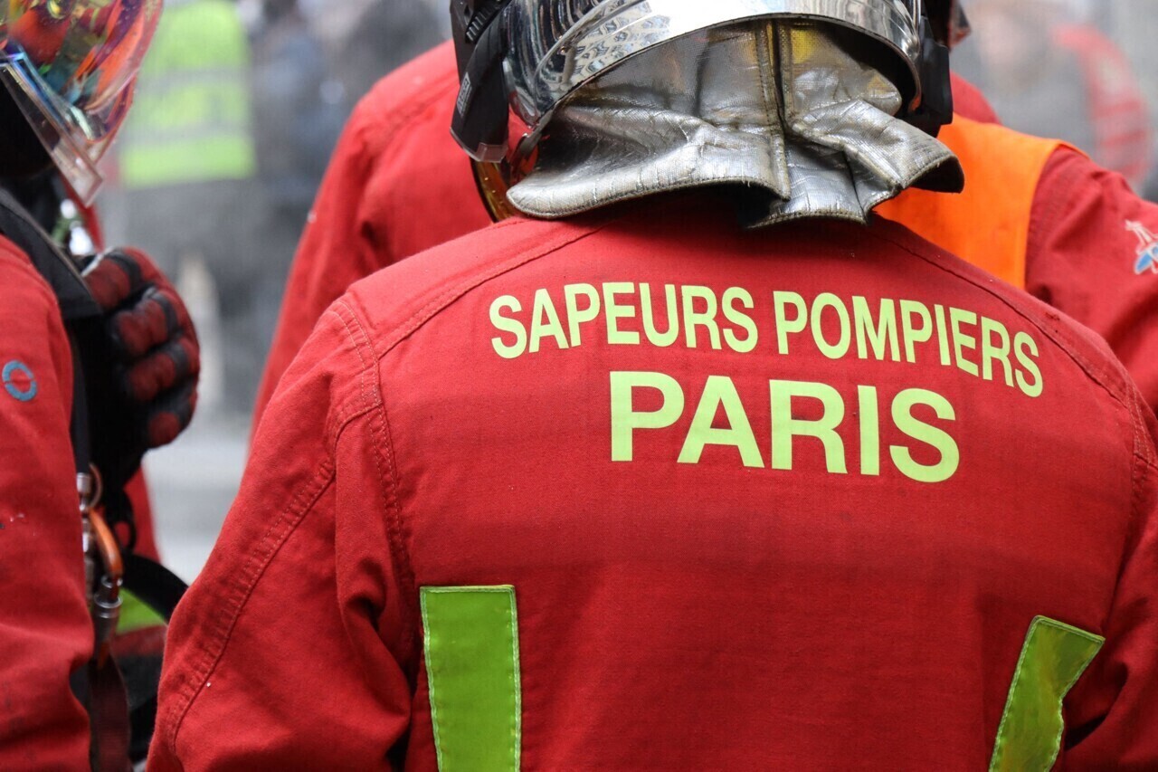 Nombreux pompiers sur la ligne 11 du métro, un hôpital dédié à l’endométriose… l’info du midi en Île-de-France