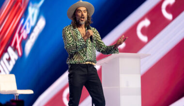 Royaume-Uni  | Nouvelles accusations de viol et d’agression sexuelle contre le comédien Russell Brand