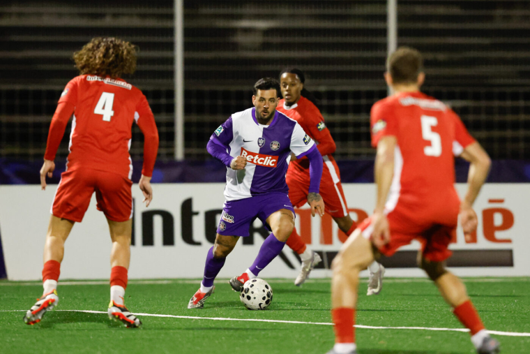 Ça passe pour Toulouse et le Paris FC, Nancy surprend Grenoble aux tirs aux buts