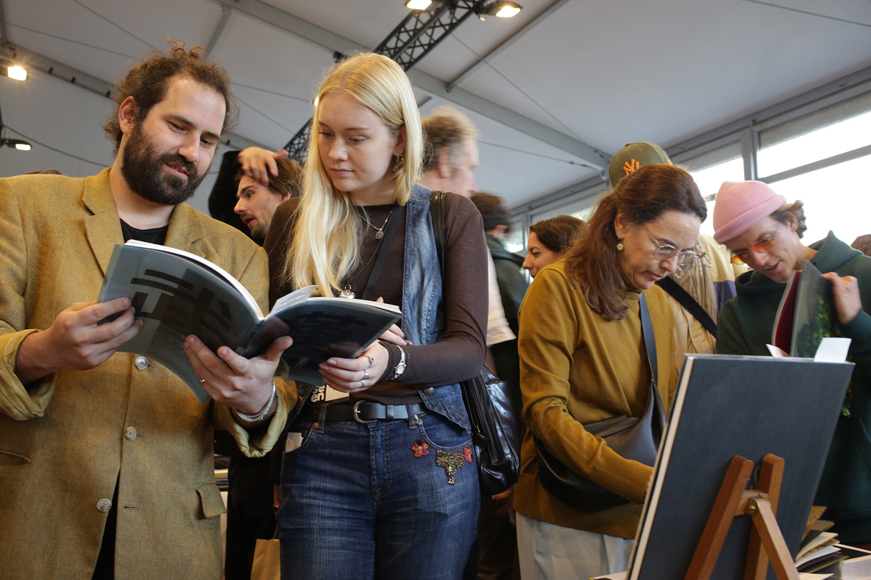 Arles Book Fair. Éric le Brun.
