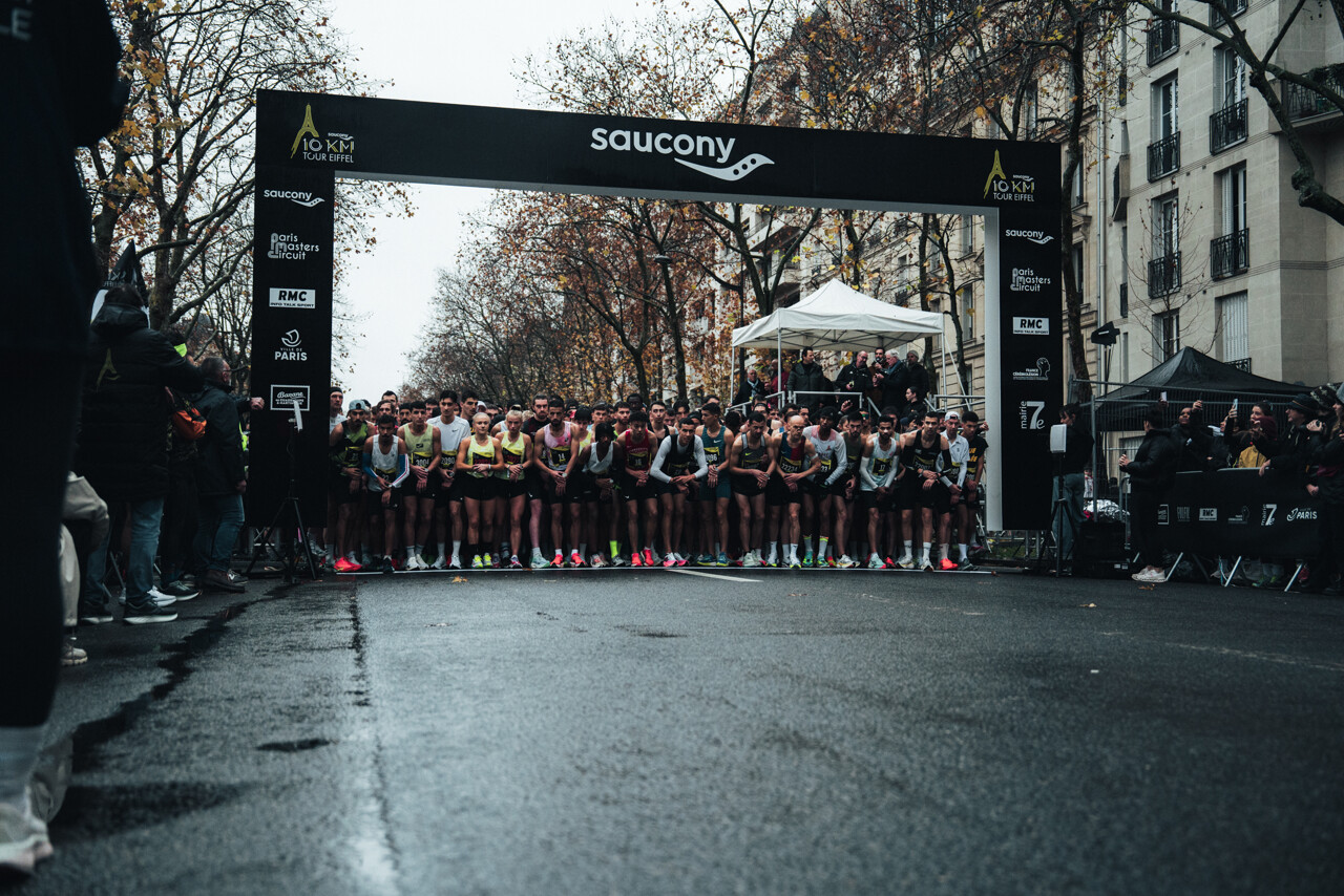 10KM Tour Eiffel Paris (© Saucony 10km de Paris)