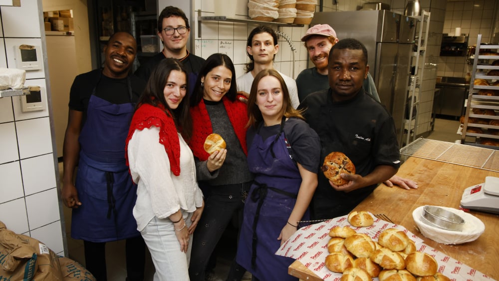 distribution gratuite de pompes à l'huile ce mercredi matin à Malmousque