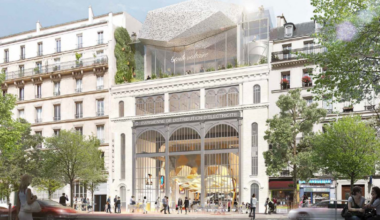 Après dix ans d'attente, la lumière va-t-elle enfin se projeter dans le cinéma Étoile Voltaire à Paris ?