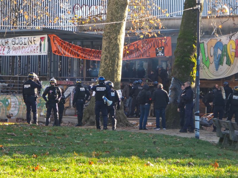 Expulsion des occupants de l'ex Bobine, le 10 décembre 2025. © Joël Kermabon - Place Gre'net