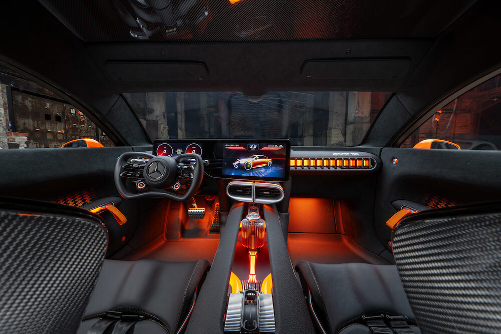 Mercedes-Benz transportera le monde de la mode parisien en 2026