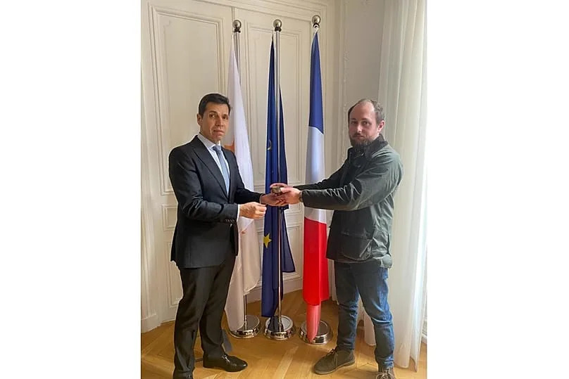 Livraison d'antiquités à l'ambassade chypriote