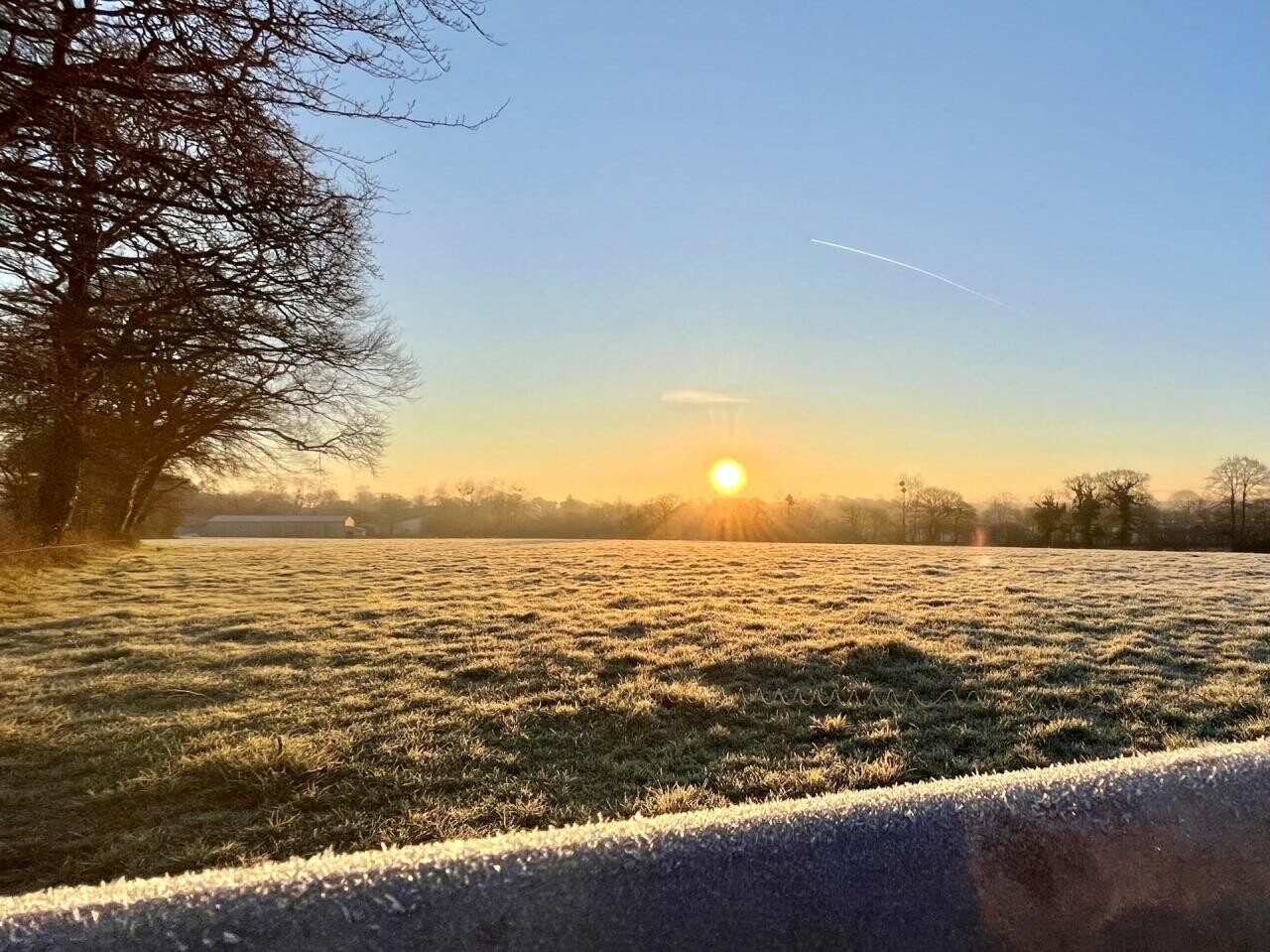 Un froid mordant va débarquer sur la Manche, avec possiblement quelques flocons de neige pour Noël
